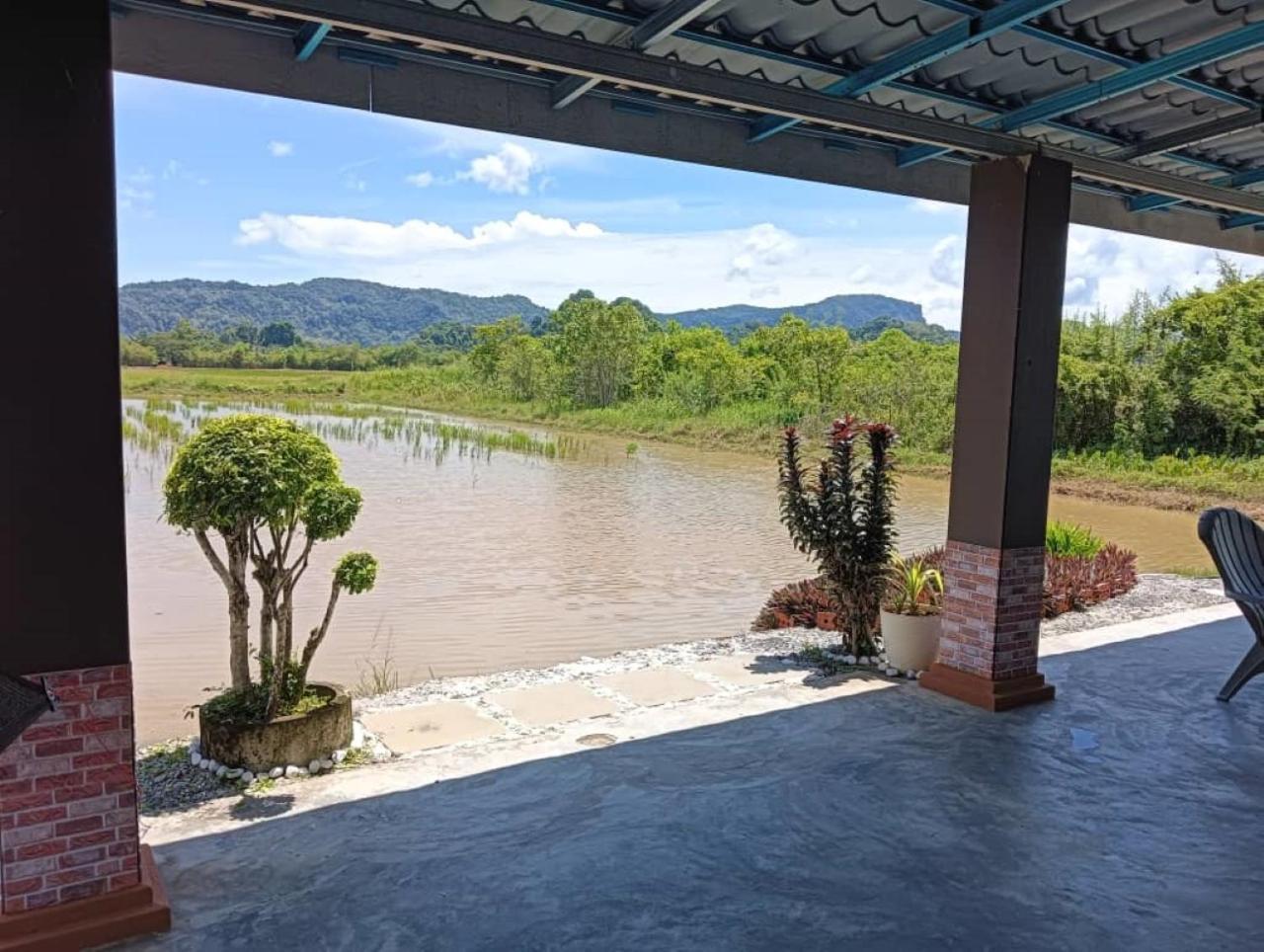 Damai D Homestay Кангар Екстер'єр фото